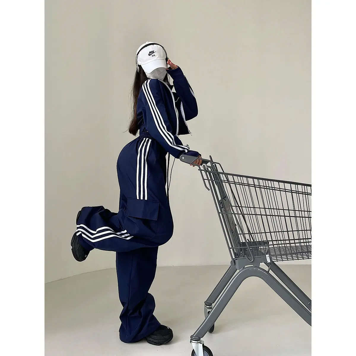 American Sle High Waist Loose Wide Leg Pants Street Sle Straight Cut Elastic Waist Dstring Casual Trousers for Women - Image 4